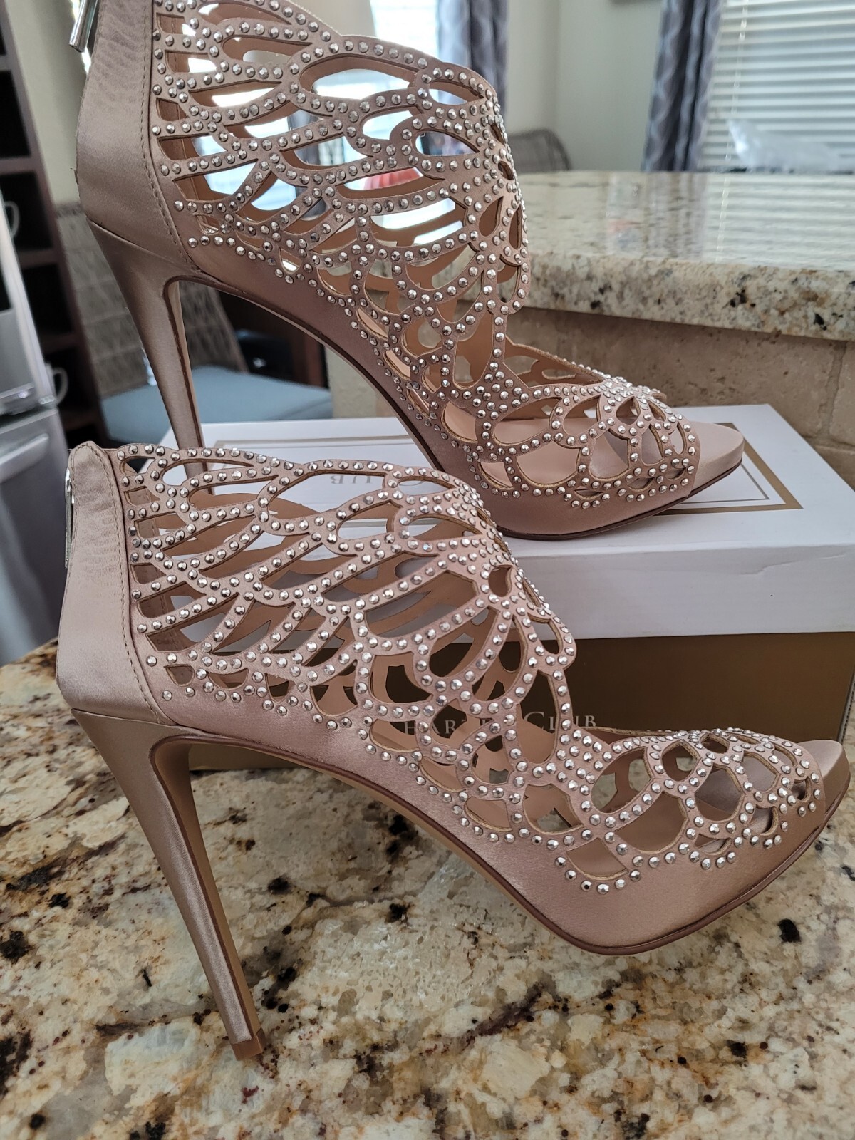 NEW MACYS INC 9M FANCY PARTY CHAMPAGNE RHINESTONES SATIN shoes heels women  | eBay