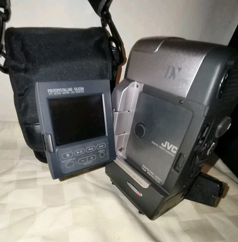 Цифровая видеокамера JVC Mini DV видеокамера CyberCam GR-DVM1 непроверенная с чехлом - Изображение 4 из 4