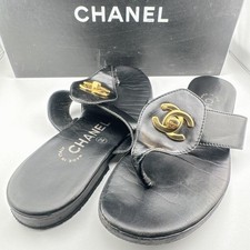 CHANEL Vintage Black Leather CC Turn-Lock Thong Sandals EU36 US6.5 Used Japan