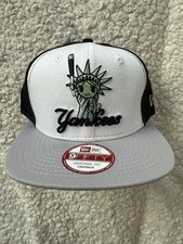 New tokidoki x New York Yankees Hat New Era 9Fifty SnapBack NYCC Statue Liberty