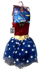 Wonder Woman Girl  s Dress Costume/Cape/Tiara/2 Gauntlets Size M 7/8 NWT