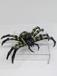 Bandai HG Kumonga Godzilla Figure Toho Gashapon