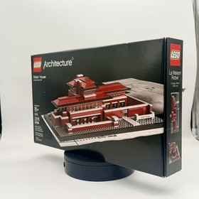 LEGO Architecture 21010 Robie House Wornbox Pic Sealed Retired HTF Fast Shipping