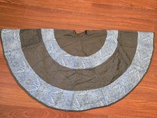 Light Blue And Dark Brown Paisley Design Christmas Tree Skirt
