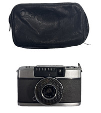Olympus Pen EE half frame 35 mm camera Untested.