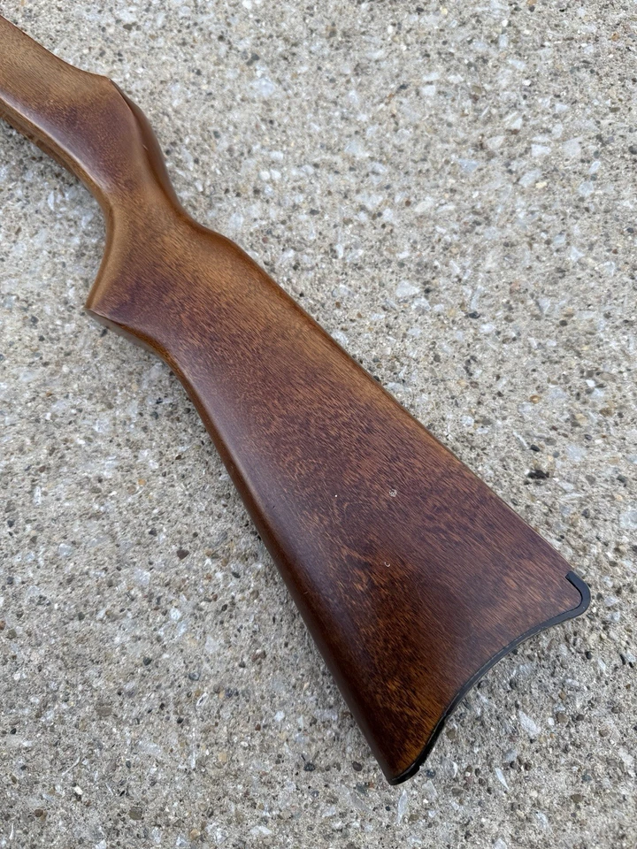 Culata de rifle de madera de abedul Ruger 10/22 OEM 22lr con placa trasera Foto 2 de 4
