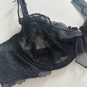Victoria's Secret Designer Swarovski Crystal Black 36B Bra & L Thong Set