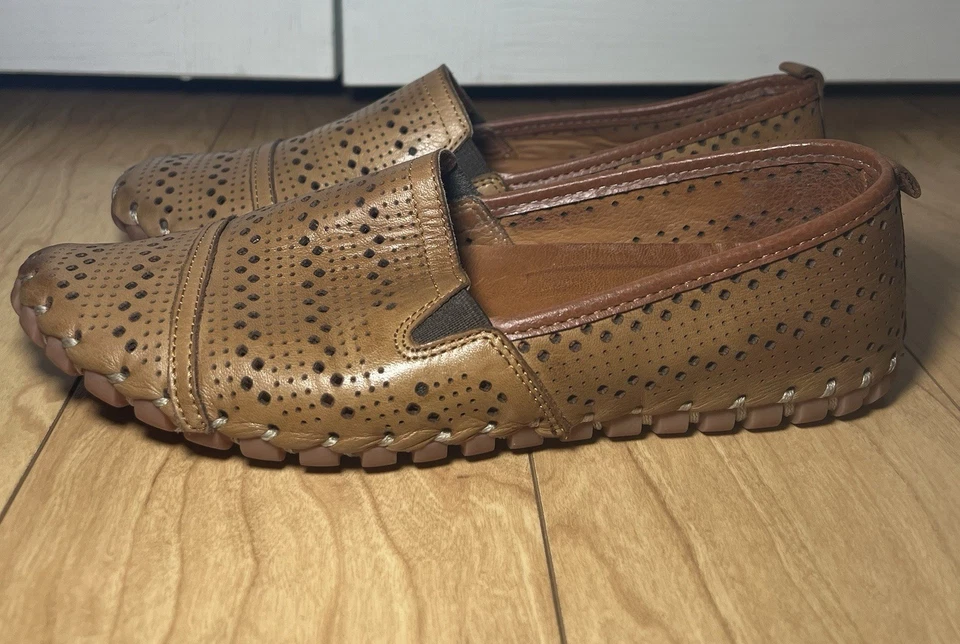 Spring Step Freida Brown Perforated Leather Slip On  Loafer Women's Size 6.5-7 - Image 3 of 4