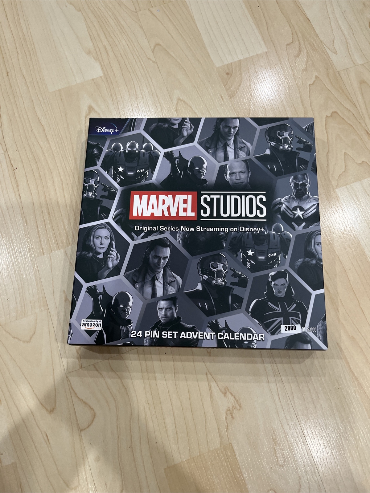 Disney Brand NEW in Box Marvel Studios Advent Calendar 24 Pin Set