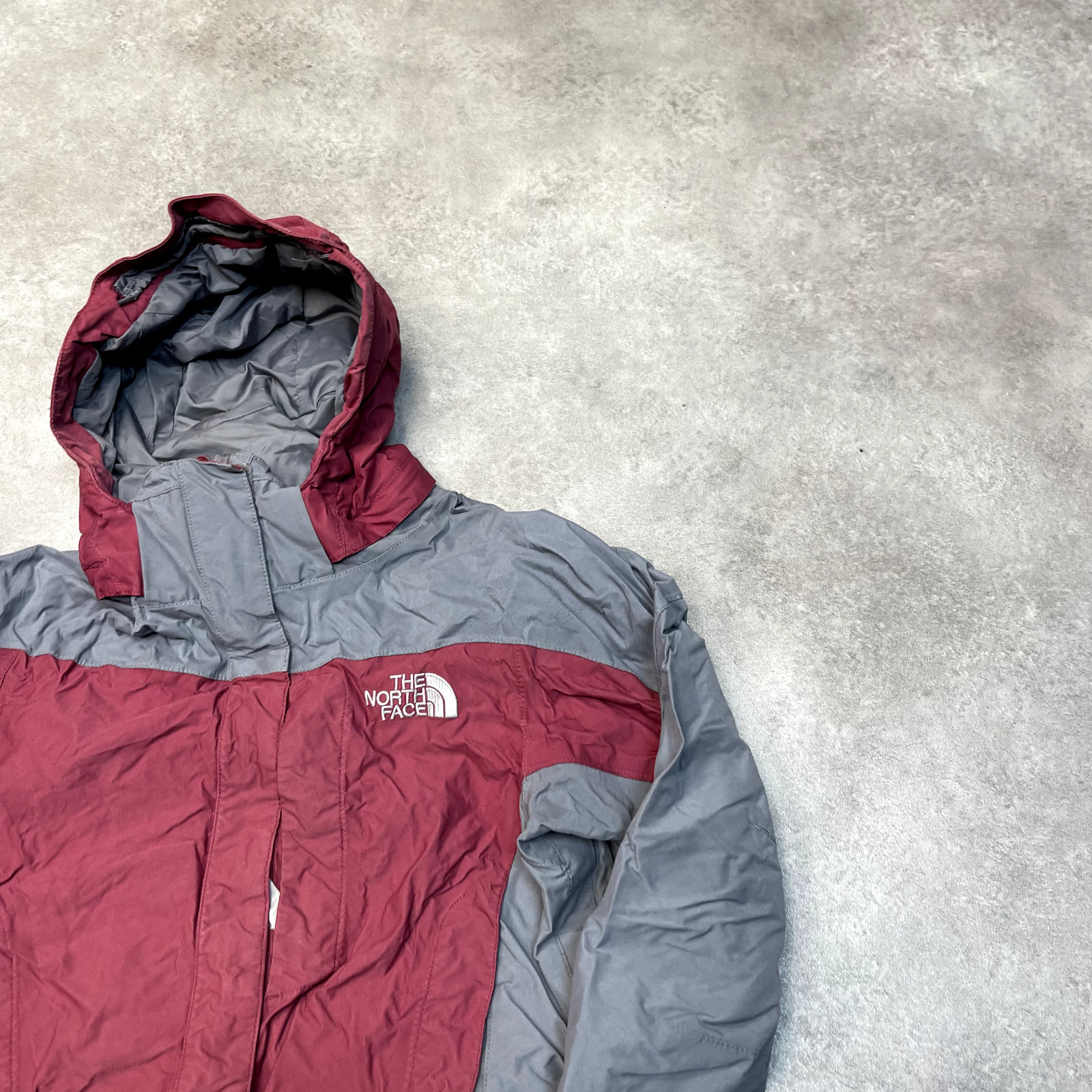The North Face Rain Jacket Mens Medium Full Zip Hiking Rain Coat, Red image 2
