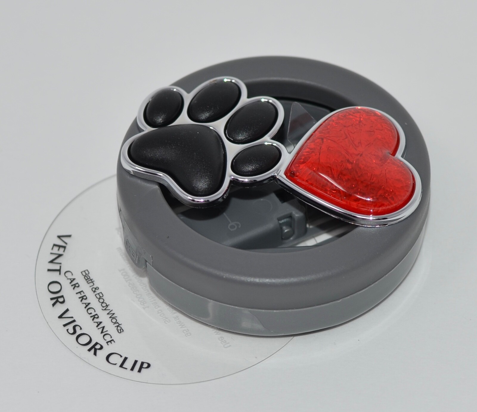BATH & BODY WORKS BLACK PAW PRINT HEART SCENTPORTABLE HOLDER CAR VENT