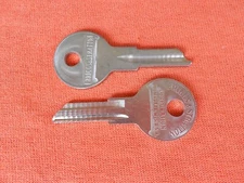 2 HUDSON BRIGGS STRATTON GRV 14  NOS KEY BLANKS 1929-1957