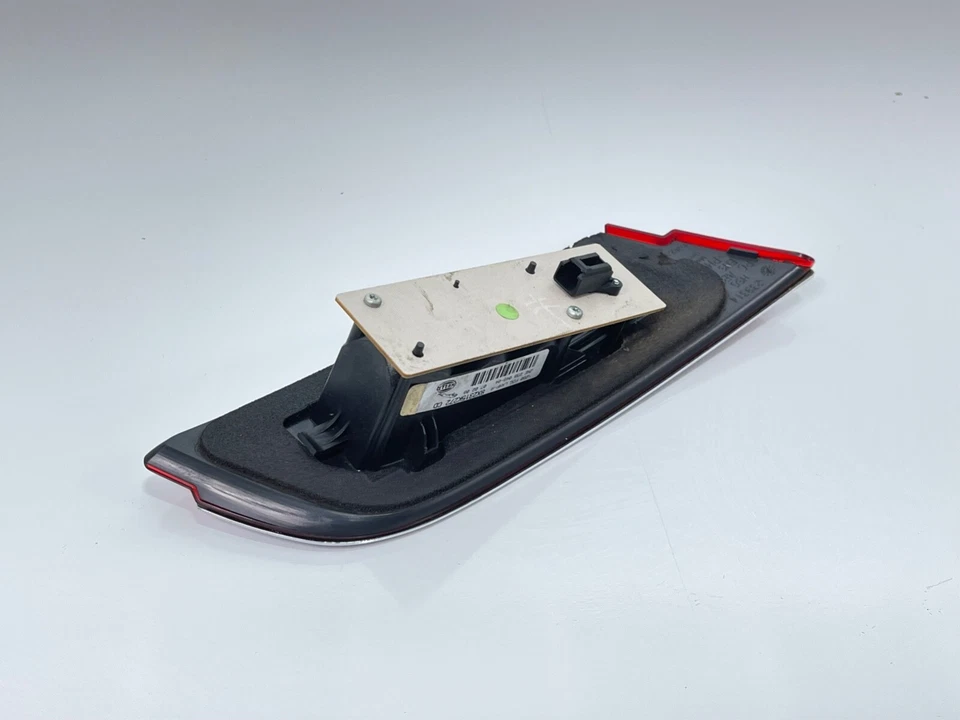 Jaguar XF 2009 2010 2011 luz de freno tapa maletero trasero derecho 8X2315K272 OEM* Foto 4 de 4