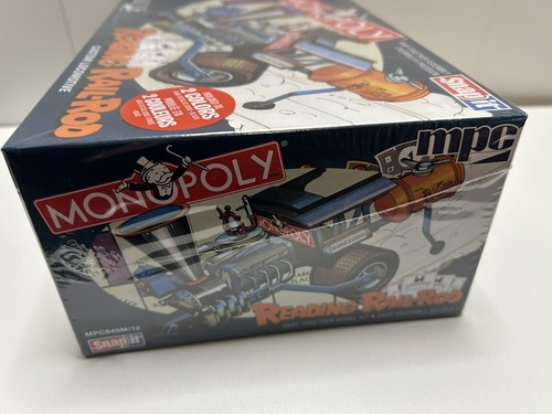 MPC 1/25 Monopoly Reading Rail Rod Custom Loco SNAP MPC945M Plastik Modellbausatz - Bild 5 von 6