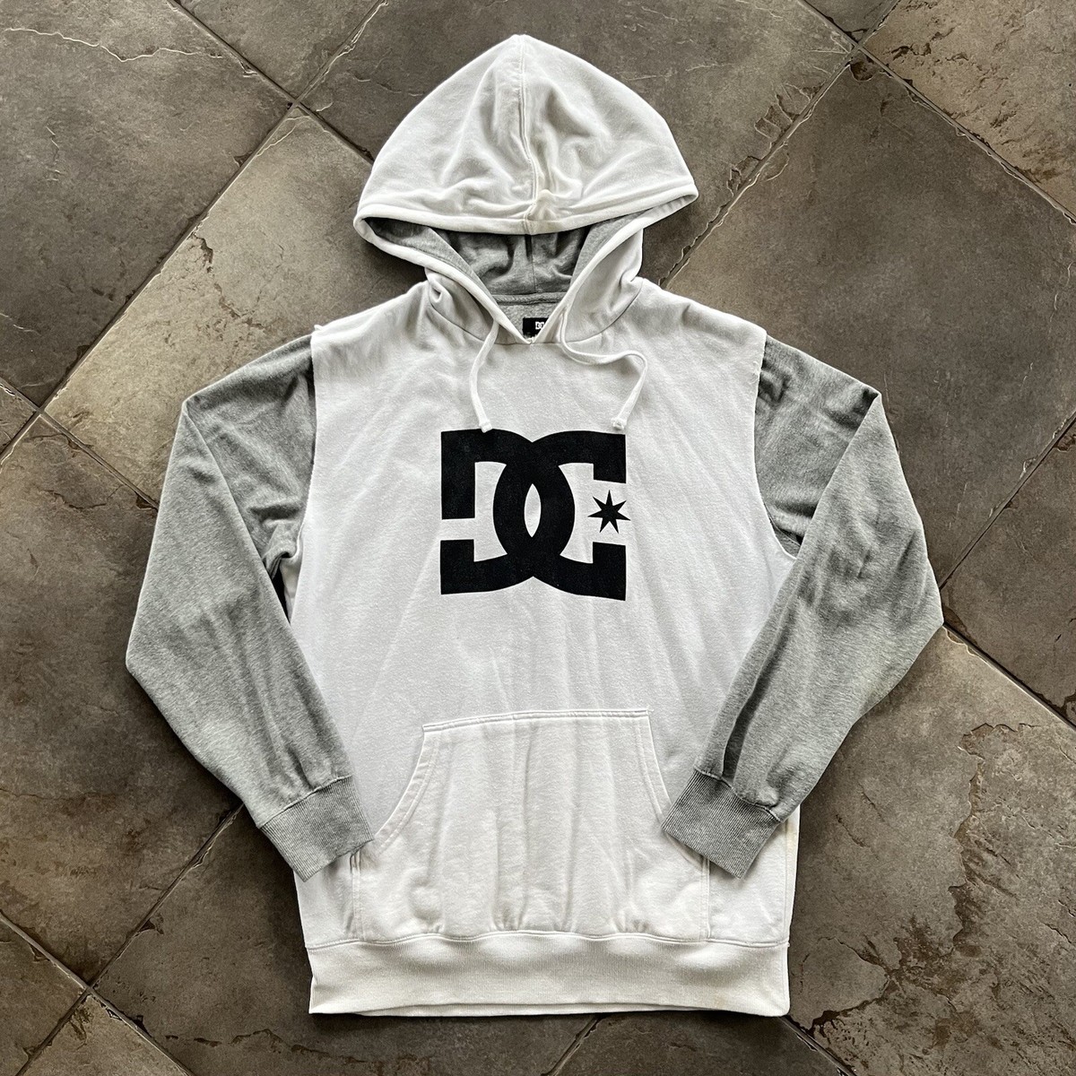 Y2K DC Shoes Skater Hoodie Mens M Emo Grunge Goth Colorblock