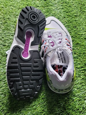 Size 7.5 - adidas ZX Wavian Cloud White/Purple Tint/True Orange
