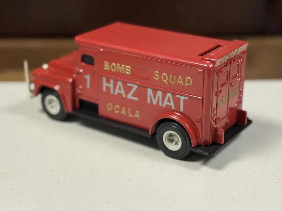 ERTL Custom Ocala FL, Bomb Squad 1959 GMC 1959 Armored Truck 1/32 Scale - Image 4 of 4