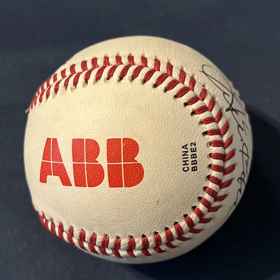 Bola de beisebol Gorman Thomas *ASSINADA* Rawlings - Milwaukee Brewers Legend - Imagem 4 de 4