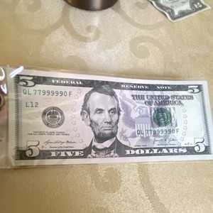 $5 Federal Reserve Notes Lot - Multiple Notes, Consecutive Serials