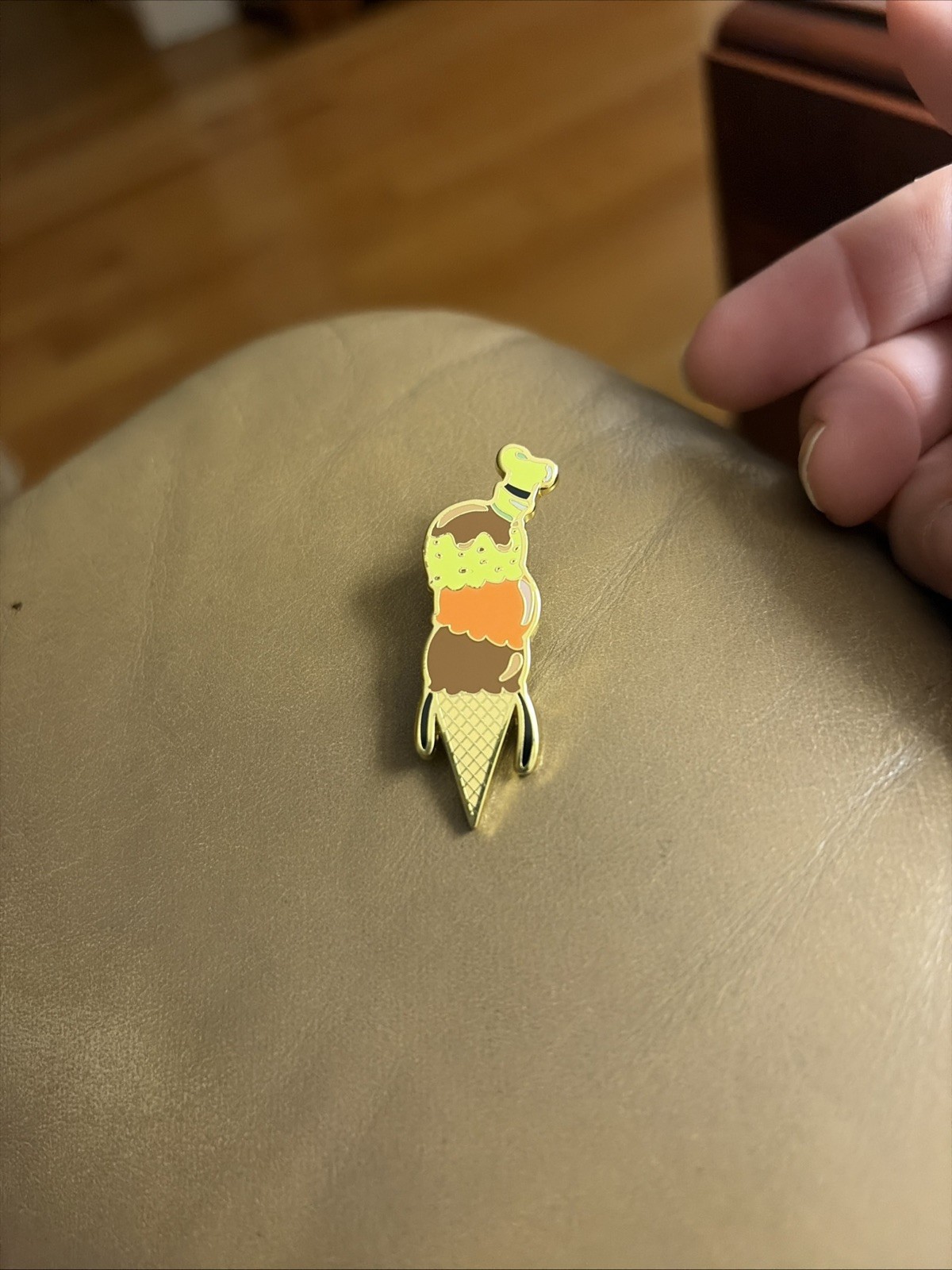 Disney Loungefly Sensational Snacks Pin Goofy Ice Cream Brand New - 1 Pin