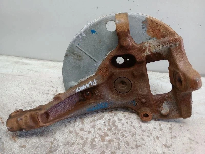 1998-2000 Ford Ranger Driver LH Passenger Spindle Knuckle 4x2, gasoline OEM - Image 2 of 4