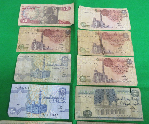 Central Bank Of Egypt 1 5 10 & 20 25 Pounds, Lot of 12 Egyptian Notes. - Picture 2 of 6