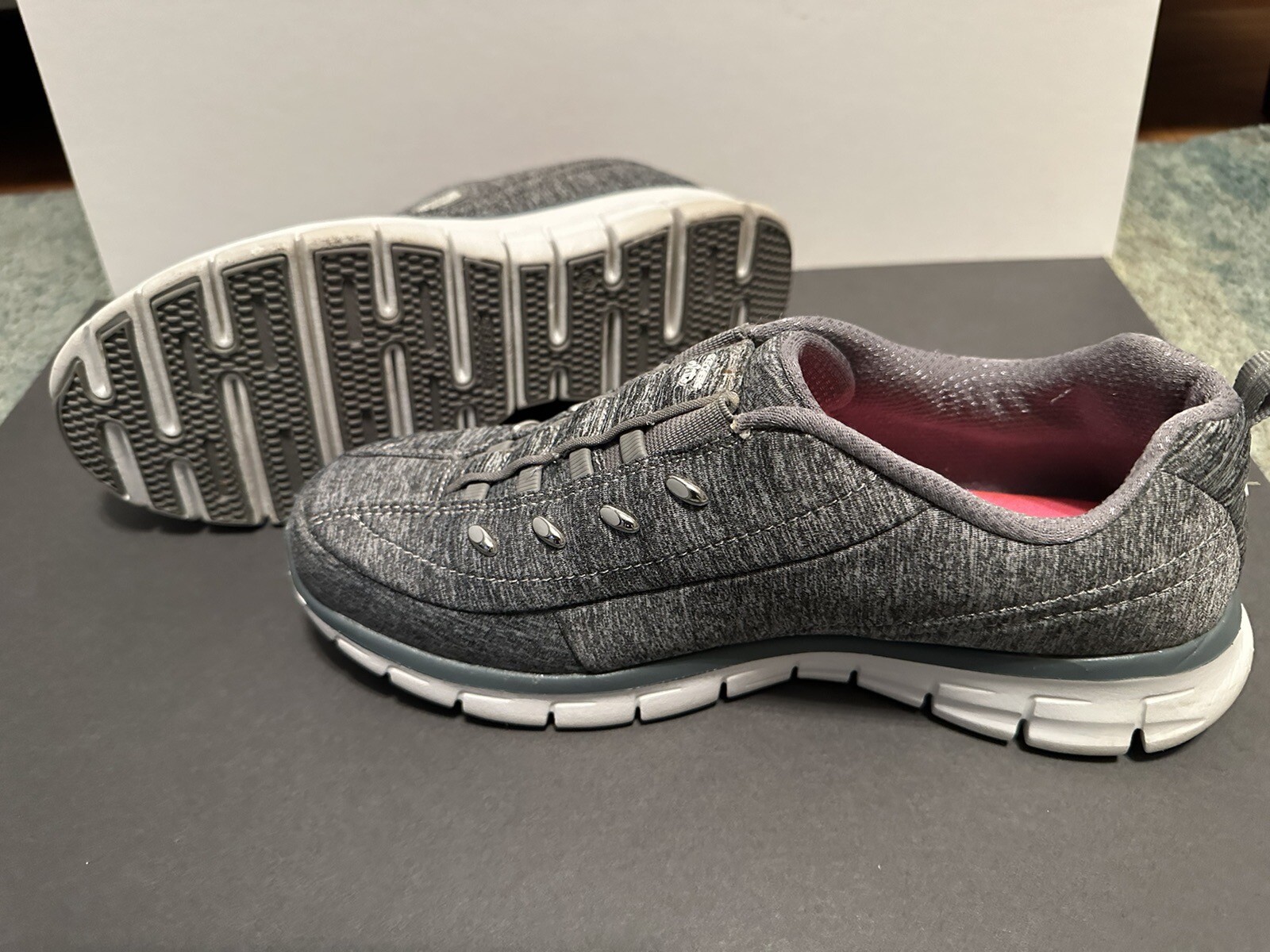 Skechers Elite Women’s Athletic Shoe. Size 9W. Slip On eBay