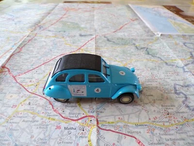 CITROËN 2 CV 6 4 Roues sous un Parapluie NOREV 1/43 - Photo 1/2