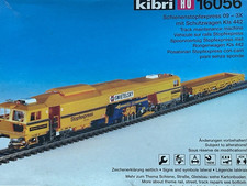 BALLAST TAMPER & LOW SIDE GONDOLA PLASSER MOW...
