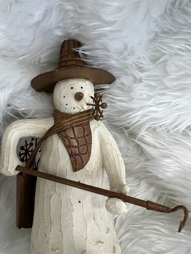 Flurryville Collection UNCLE CELCIUS 8.5" Figurine Snowman Gardener Hoe Harvest - Picture 8 of 10