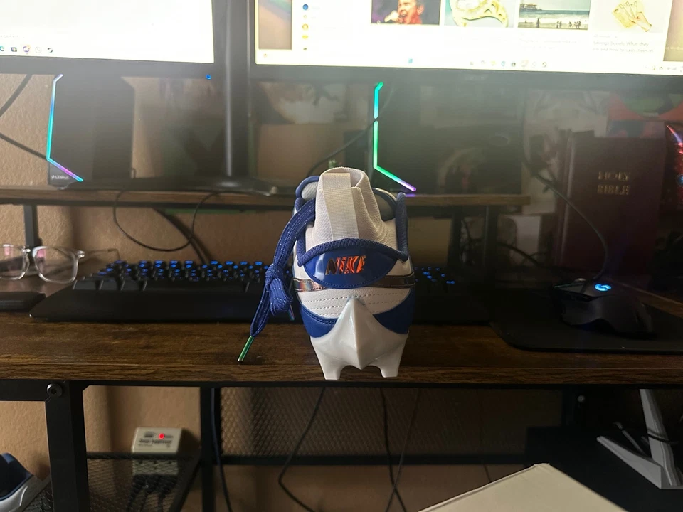 Nike Vapor Edge Dunk Football Cleats Men’s Size 10 Blue & White Color Wave - Image 3 of 4