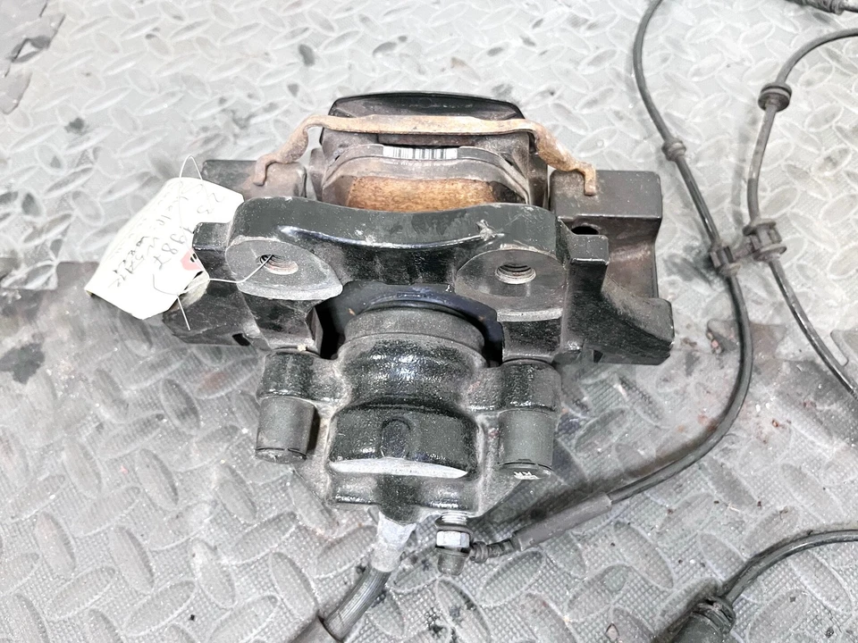 PINZA DE FRENO LATERAL IZQUIERDA CONDUCTOR TRASERO IZQUIERDO 16 ROLLS ROYCE DAWN OEM Foto 4 de 4