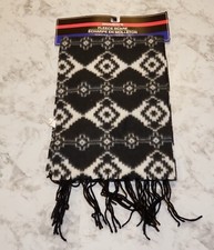 Women  s Fleece Scarf Set Of 2