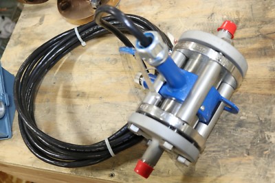 NEW Foxboro Conductivity Sensor 871FT-4C3D2T with Cable