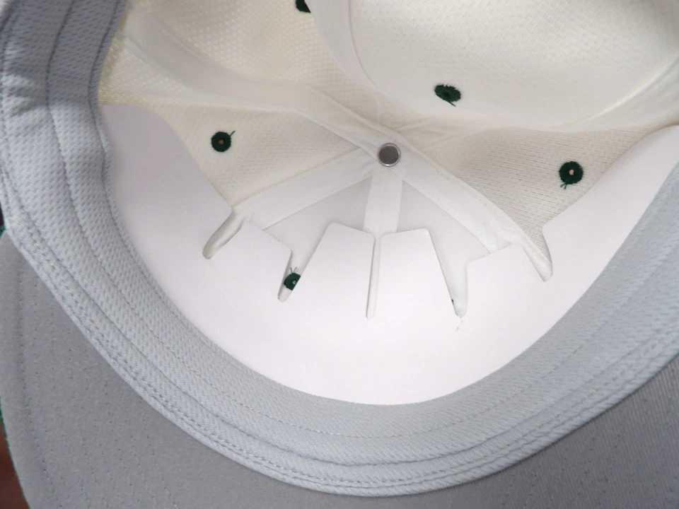 NEW ADIDAS NCAA MIAMI HURRICANES FITTED HAT SIZE 7 1/8 - Image 3 of 4