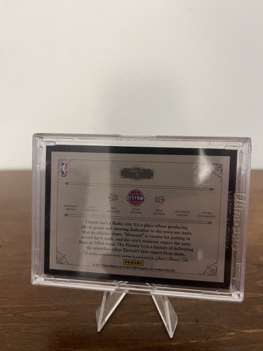 Panini Preferred 2012-2013 Detroit Pistons Patch Booklet. Numbered /199 - Picture 3 of 3