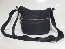 Borsa a tracolla Lacoste nera in nylon/pelle misura media