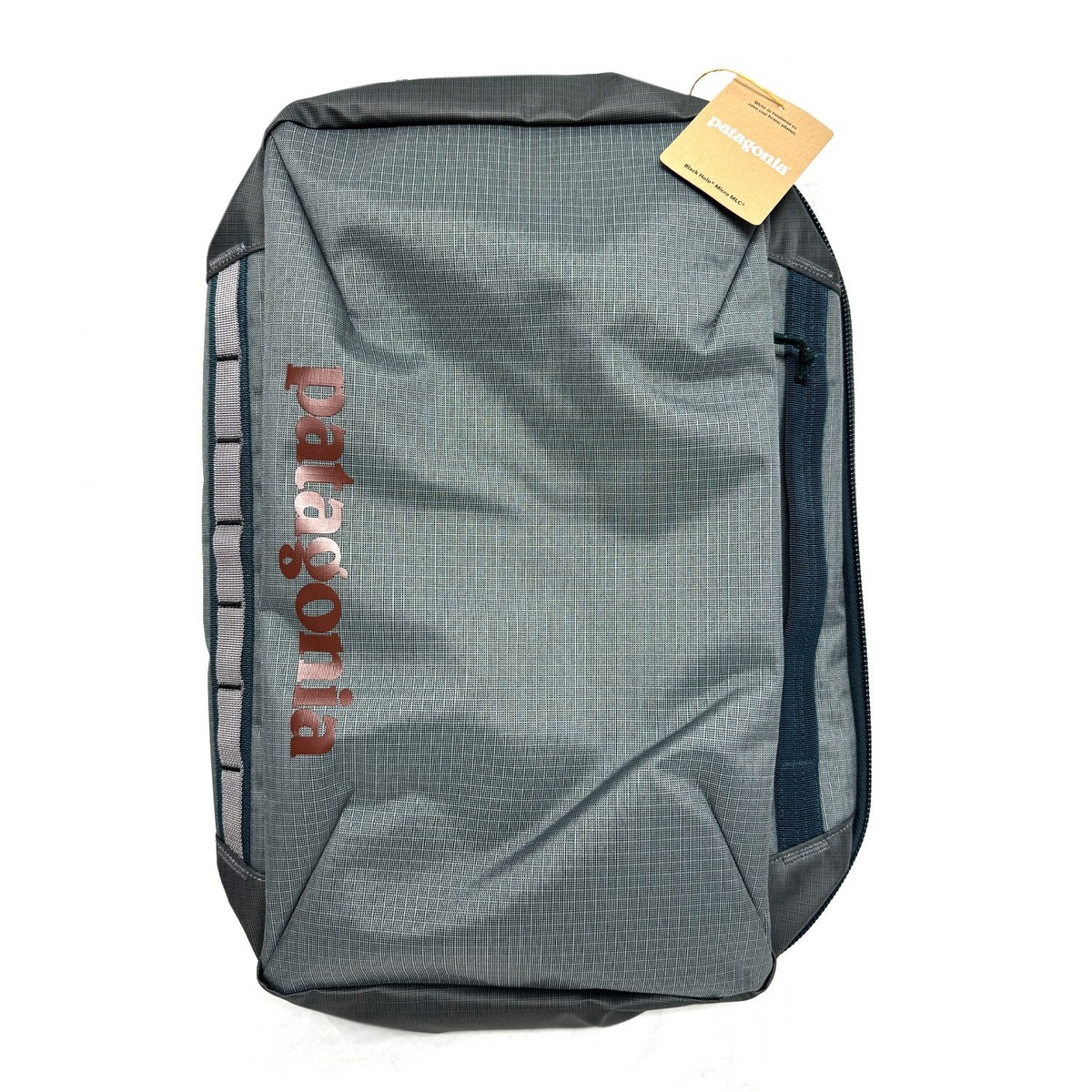 Patagonia Black Hole Micro MLC 22L backpack carry-on bag briefcase