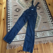 RARE VINTAGE LEVI  S MED WASH WOMENS OVERALLS 30  x 30.5  