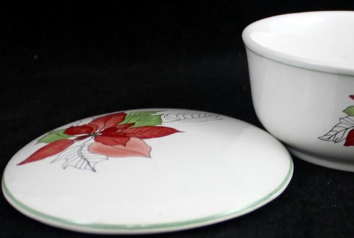 Block Poinsettia Lot of Round Vegetable Bowl and Round Box with Lid - Picture 5 of 6