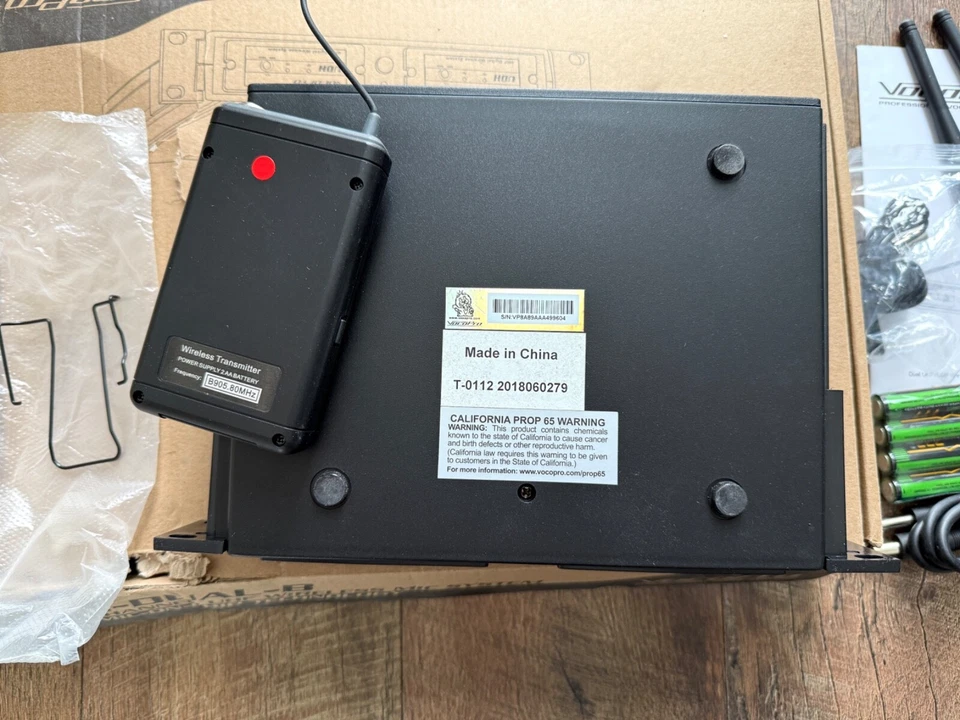 VocoPro UDH-Dual-B UHF Digital Hybrid Wireless Mic System, Frequency Band: B1 - Image 4 of 4