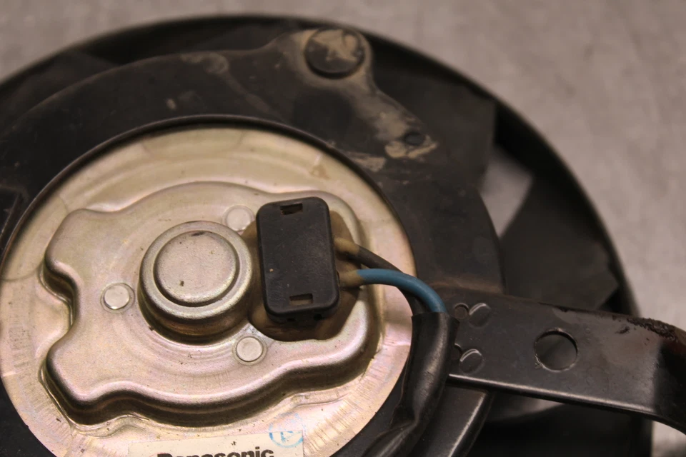 08-10 SUZUKI GSXR750 VENTILADOR DE REFRIGERAÇÃO DO RADIADOR DO MOTOR BB127 - Imagem 3 de 4