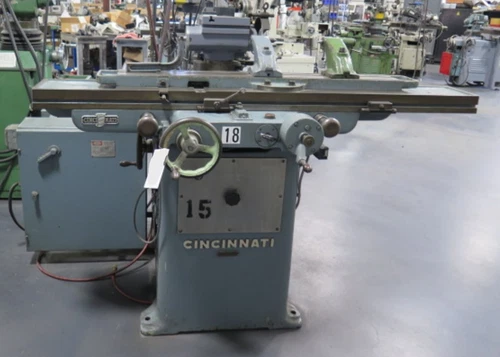 Cincinnati No.2 Tool and Cutter Grinder  w/ Mitutoyo DRO, Centers