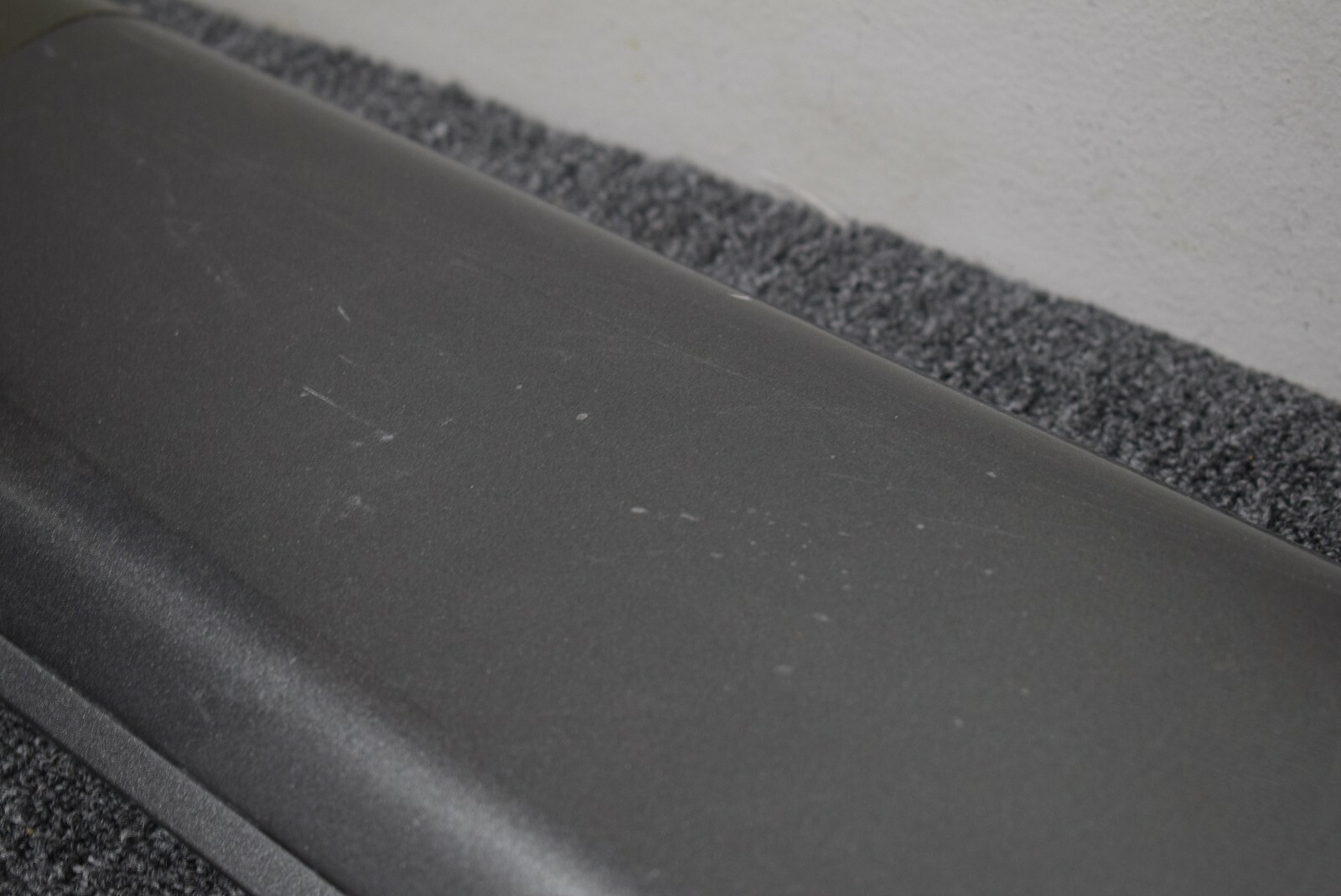 ASTON MARTIN DB9 ROCKER PANEL MOLDING FACTORY OEM