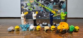 LEGO Ultra Agents: Agent Stealth Patrol (70169)  Part substitutions/damaged figs