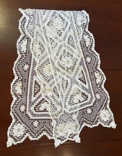 Vintage Hand Crochet Lace Table Runner Dresser Scarf Tablecloth Floral 13 x47