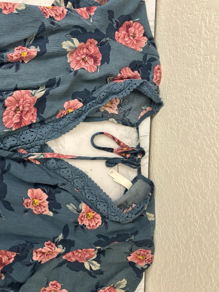 Mameluco Xhilaration Estampado Rosas Boho Sin Mangas Con Bolsillos Talla L Floral P1 Foto 2 de 4