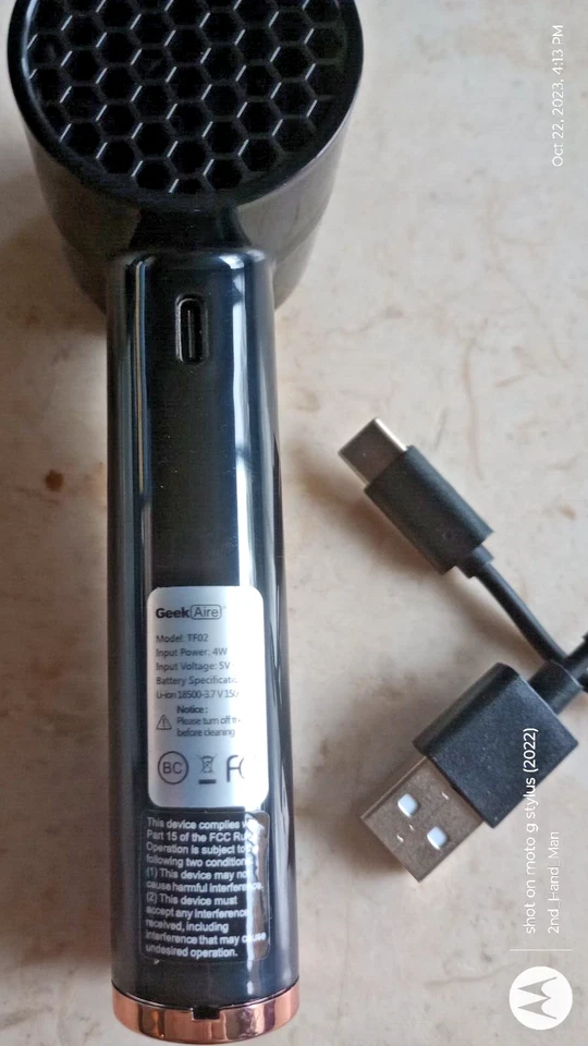 MINI VENTILADOR PORTÁTIL USB RECARGABLE USADO EN EXCELENTE ESTADO GEEK AIRE TF02 *FUNCIONA Foto 2 de 2