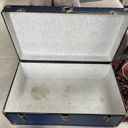 Large Trunk Storage Travel Chest Coffee Table Case Boarding School Trunk - Picture 2 of 7