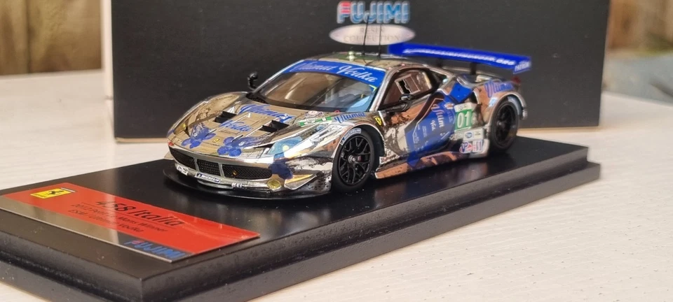 TSM Ferrari 458 Italia 2012 ganador de la clase Le Mans "ultimat vodka" 1:43 Foto 4 de 4